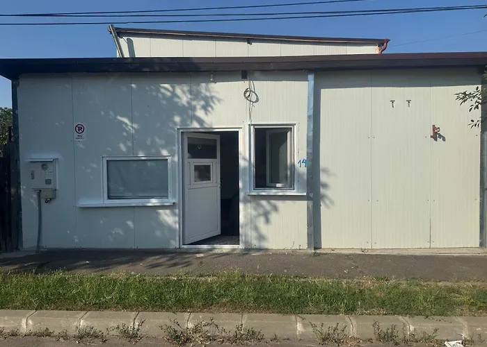 By Vikybog Appartement Boekarest